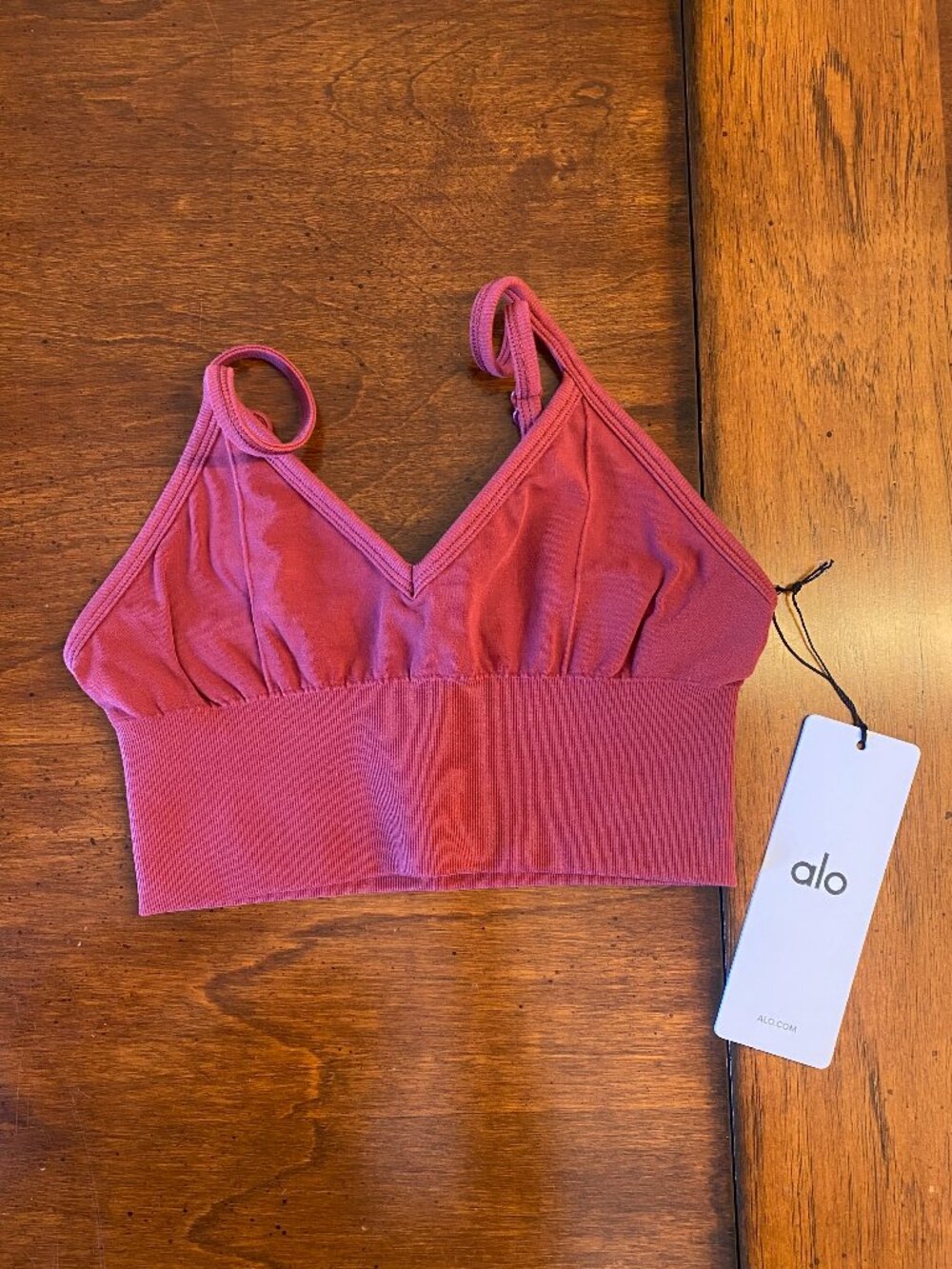 Alo Seamless Modal Ribbed Delight Bralette Summer Romance Red Small NWT - Picture 5 of 5